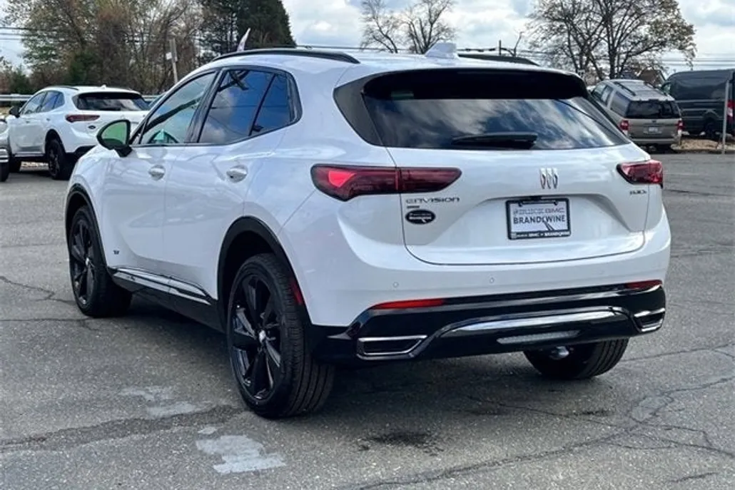 2025 Buick Envision Sport Touring photo 1