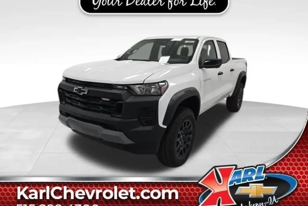 2026 Chevrolet Colorado Trail Boss photo 1