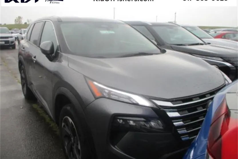 2024 Nissan Rogue SV photo 1
