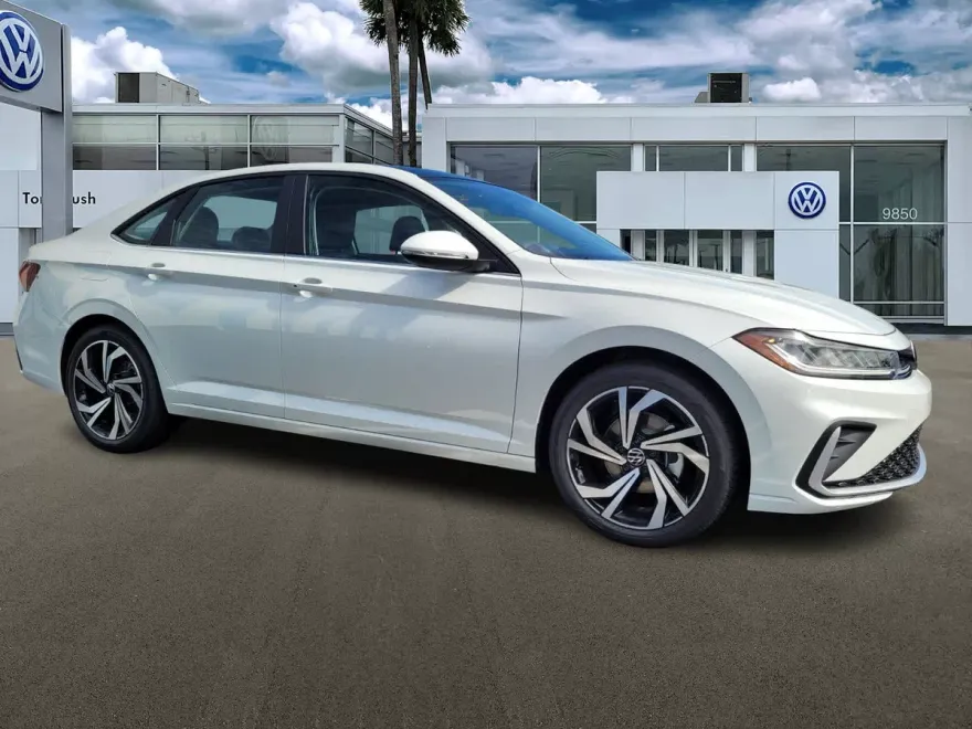 2025 Volkswagen Jetta 1.5T SEL photo 1
