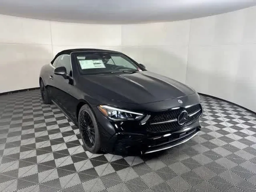 2025 Mercedes Benz CLE 300 4MATIC Cabriolet photo 1