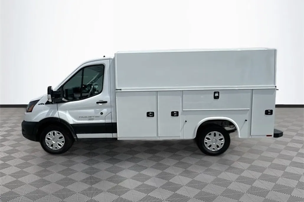 2025 Ford Transit photo 1