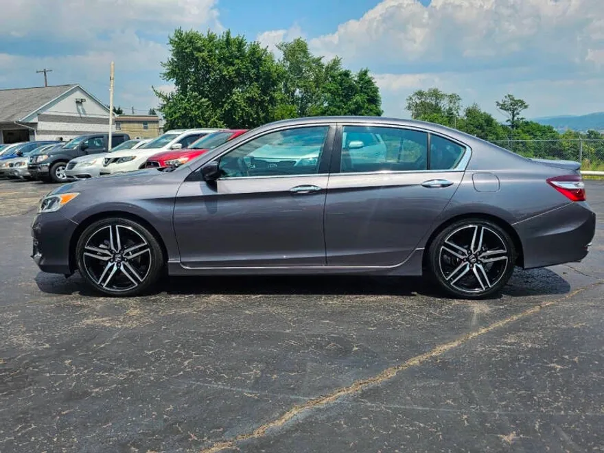 2016 Honda Accord Sport photo 1