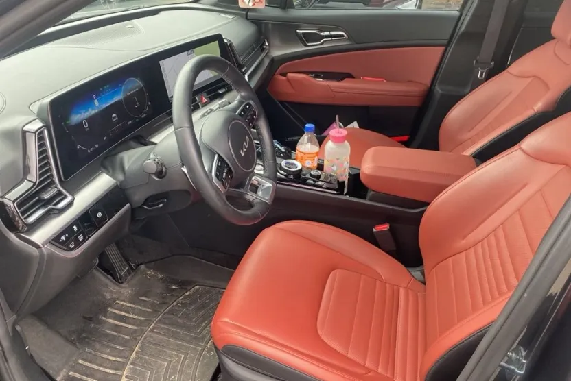 2024 Kia Sportage Hybrid photo 1