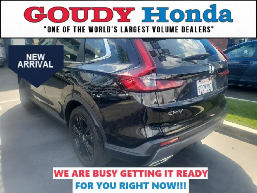 2023 Honda CR-V Hybrid Sport Touring photo 1