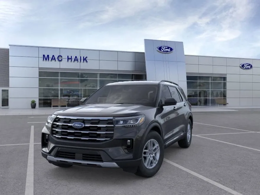 2025 Ford Explorer photo 1