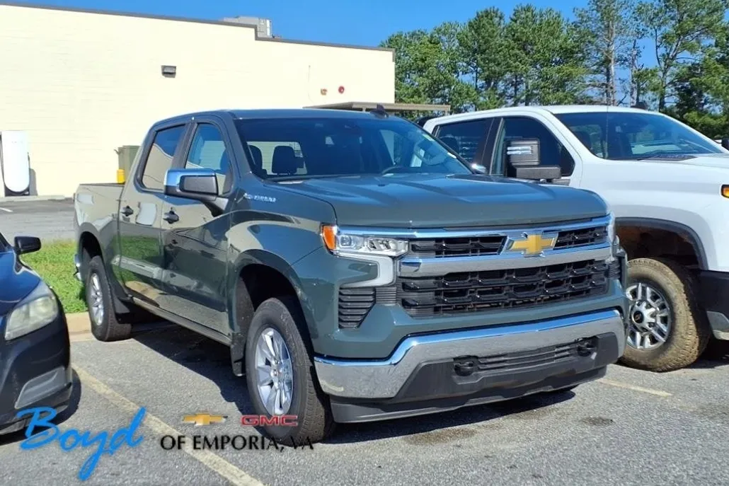 2025 Chevrolet Silverado 1500 LT photo 1