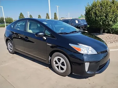2015 Toyota Prius Four photo 4