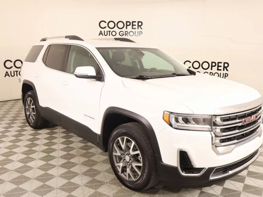 2023 Gmc Acadia SLE photo 1