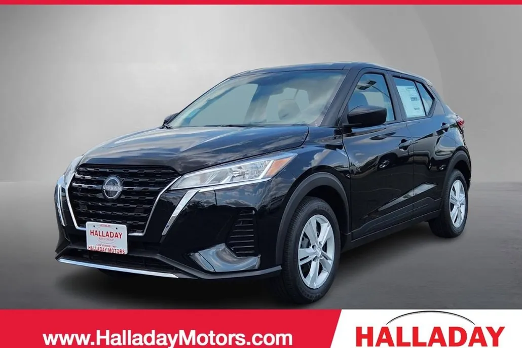 2025 Nissan Kicks Play S photo 1