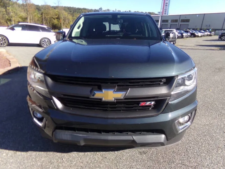2017 Chevrolet Colorado Z71 photo 1