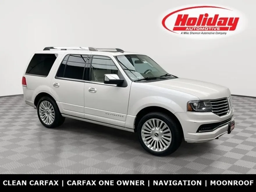 2016 Lincoln Navigator Select photo 1