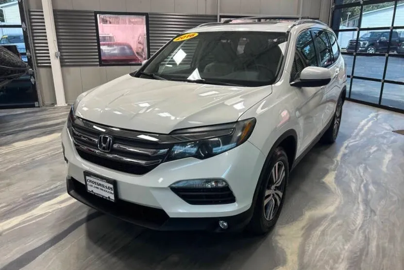 2016 Honda Pilot EX-L photo 1