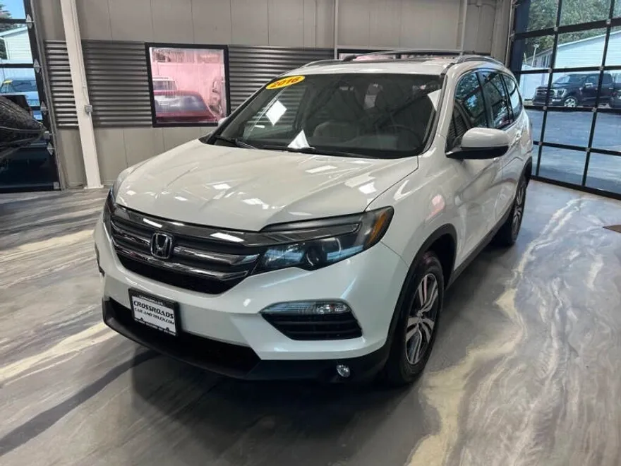 2016 Honda Pilot EX-L photo 1