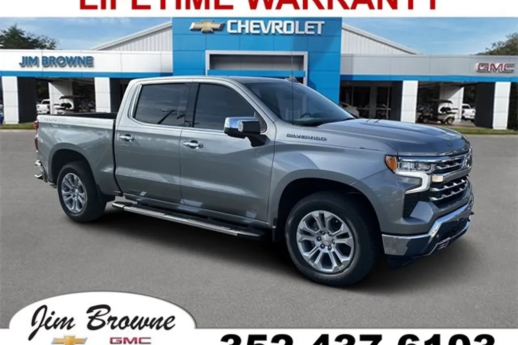2025 Chevrolet Silverado 1500 LTZ photo 1
