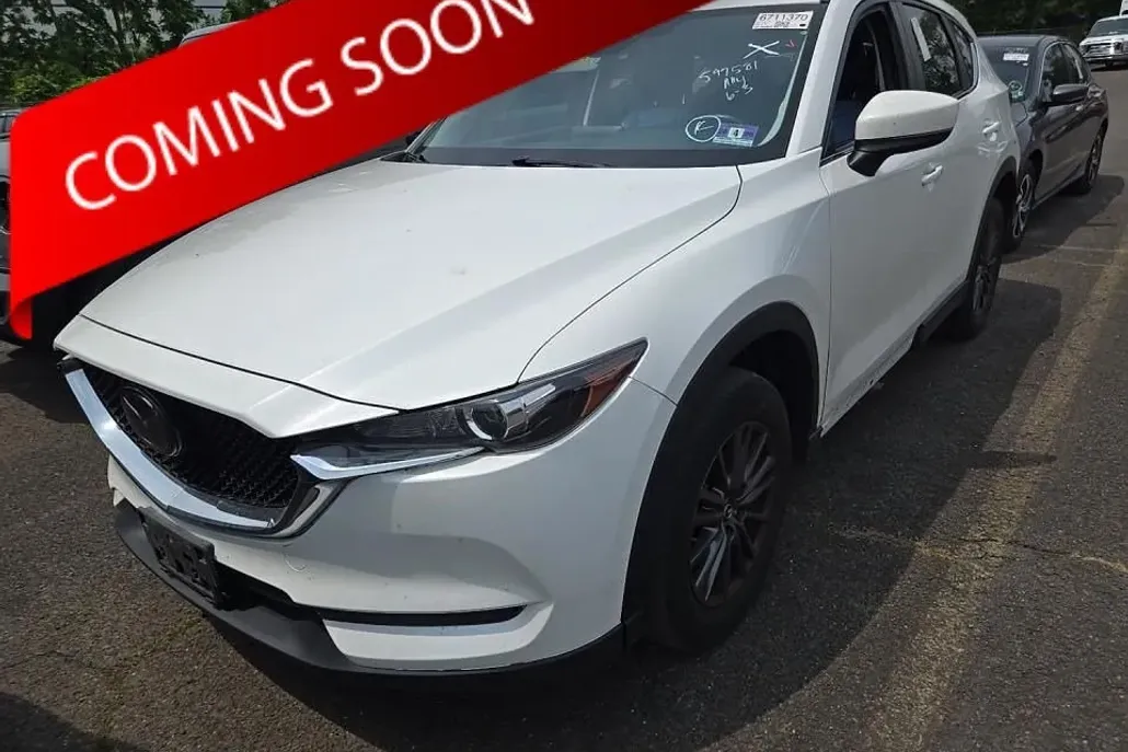 2019 Mazda CX-5 Touring photo 1