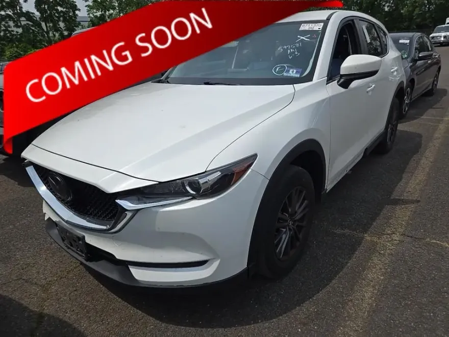 2019 Mazda CX-5 Touring photo 1