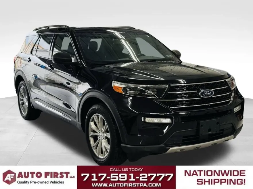 2020 Ford Explorer XLT photo 1