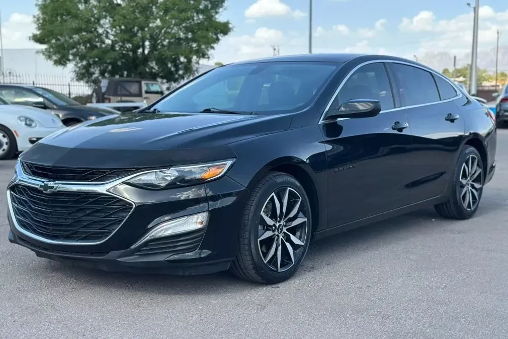 2020 Chevrolet Malibu RS photo 1