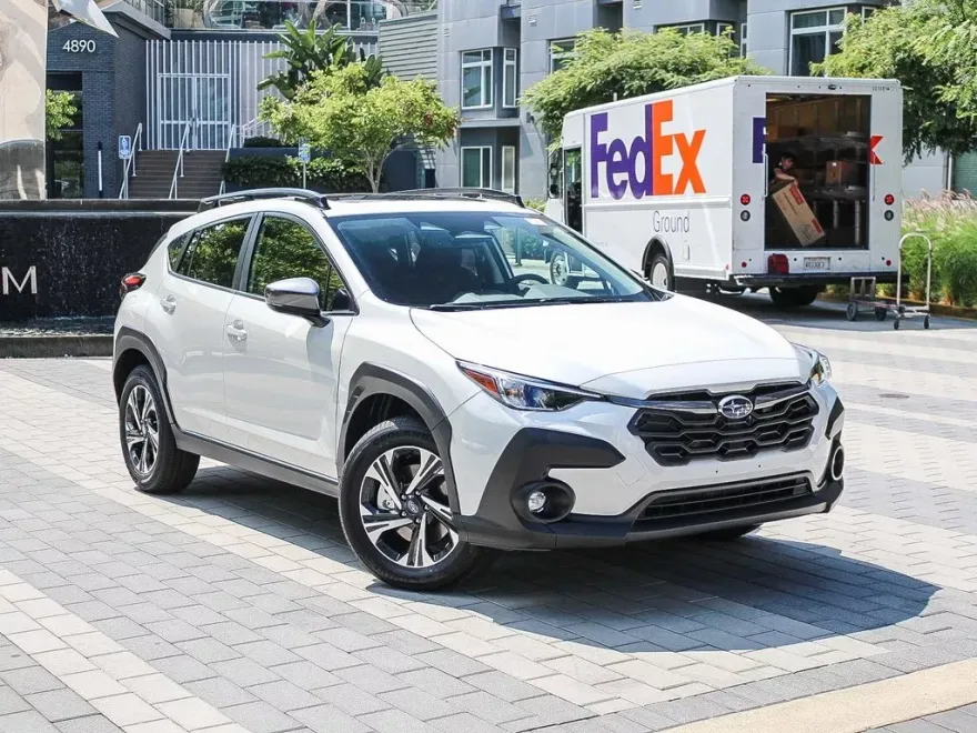 2025 Subaru Crosstrek Premium photo 1