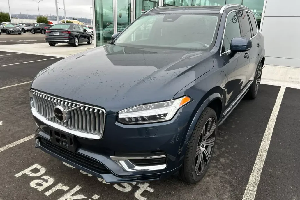2023 Volvo XC90 Recharge Plus T8 photo 1