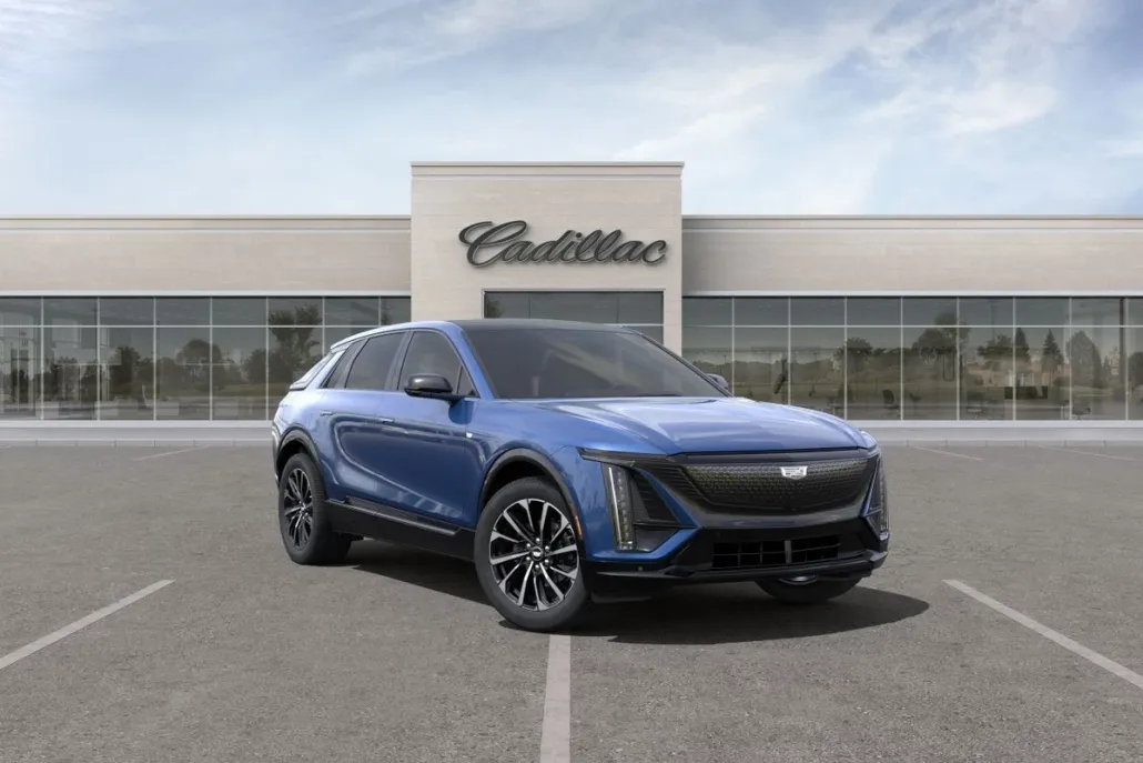 2024 Cadillac Lyriq Sport photo 1