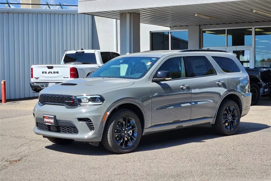 2025 Dodge Durango GT Plus photo 1