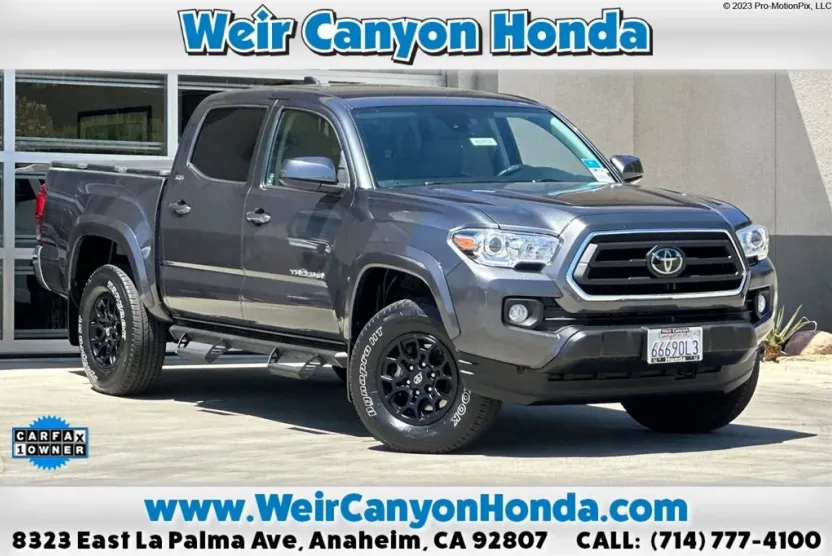 2022 Toyota Tacoma SR5 photo 1