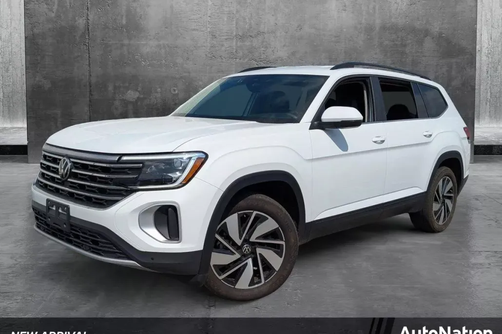 2024 Volkswagen Atlas SE Technology photo 1