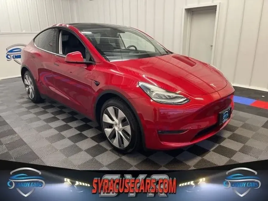2021 Tesla Model Y Long Range photo 1
