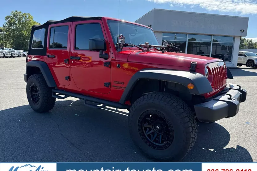 2016 Jeep Wrangler Unlimited Sport photo 1