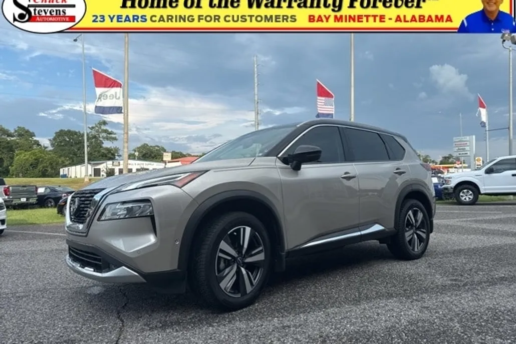 2022 Nissan Rogue Platinum photo 1
