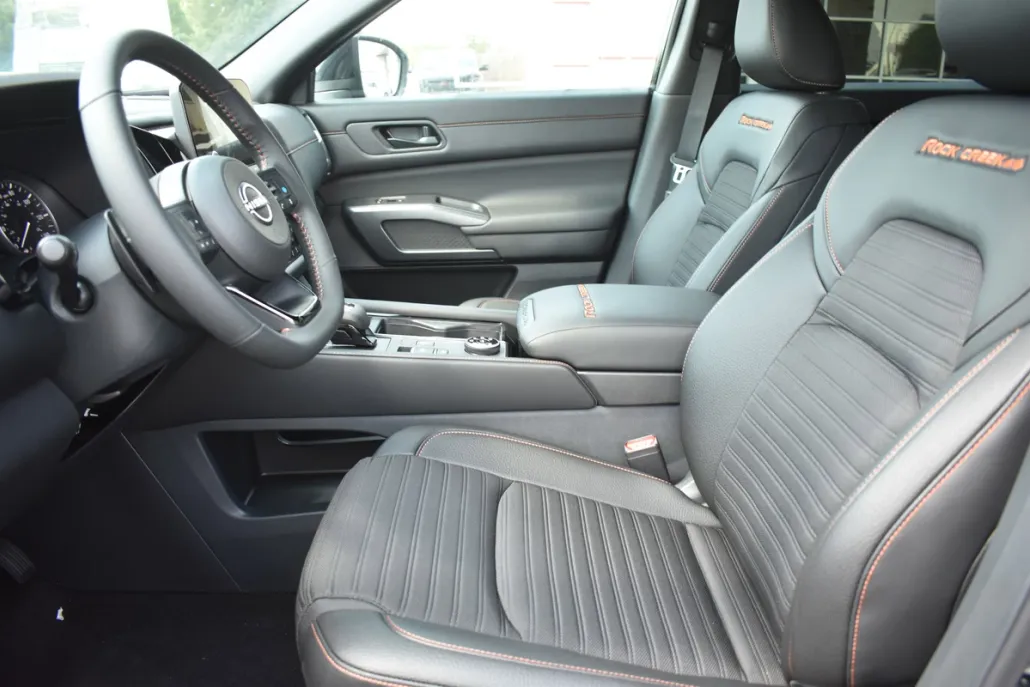 2025 Nissan Pathfinder Rock Creek photo 1