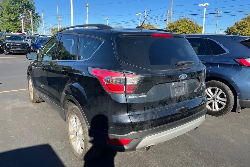 2017 Ford Escape SE photo 1