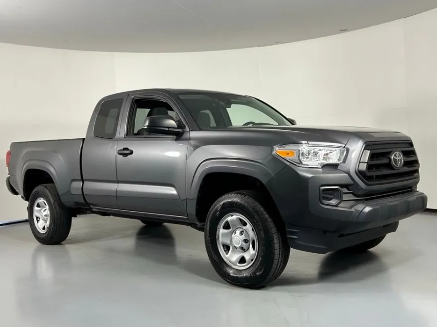 2022 Toyota Tacoma SR photo 1