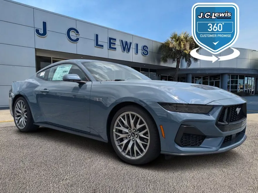 2025 Ford Mustang GT Premium photo 1