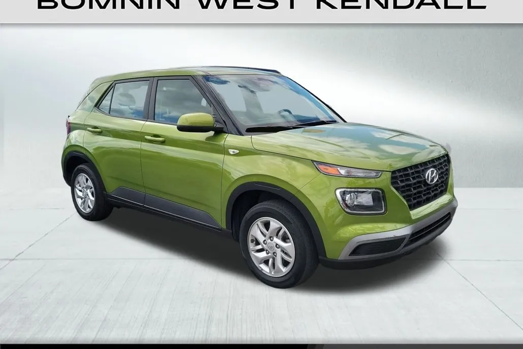 2023 Hyundai Venue SE photo 1