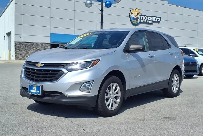 2020 Chevrolet Equinox LT photo 1