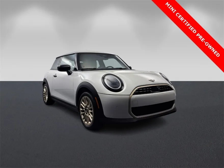 2025 Mini Cooper 2 Door Hardtop Signature photo 1