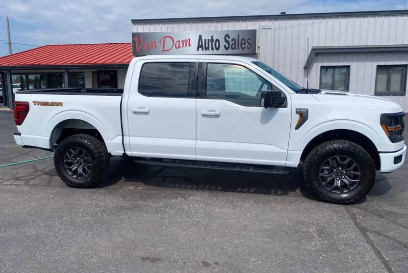 2024 Ford F-150 Tremor photo 1