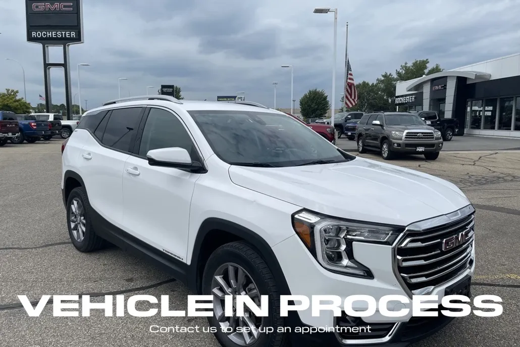 2024 Gmc Terrain SLT photo 1