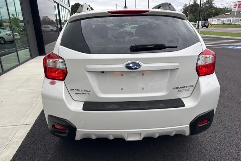 2017 Subaru Crosstrek 2.0i Premium photo 1