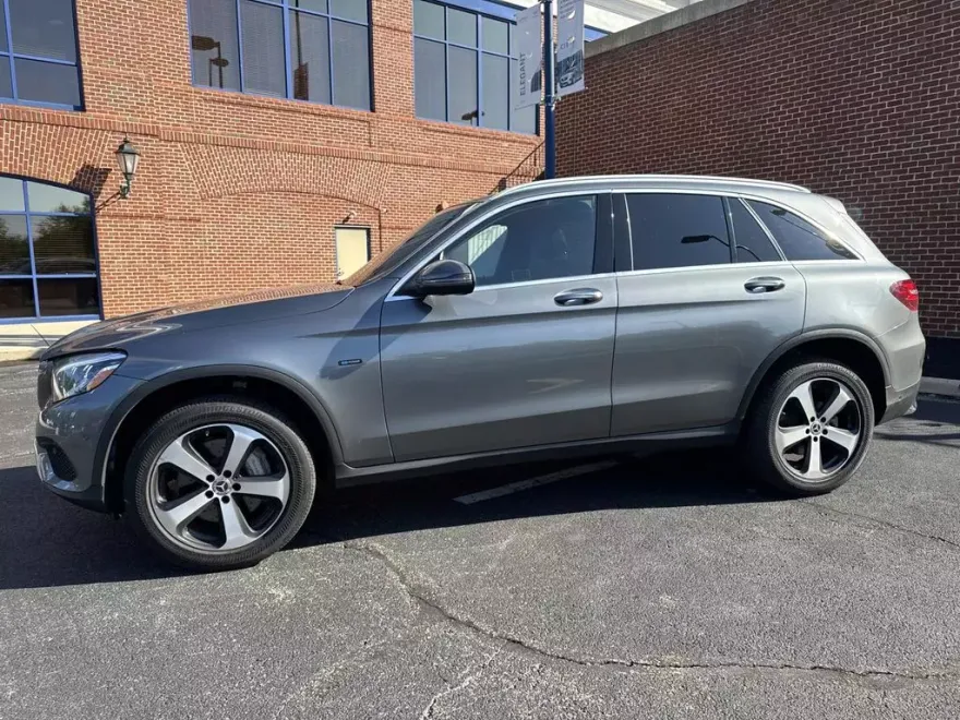 2019 Mercedes Benz GLC 350e 4MATIC photo 1
