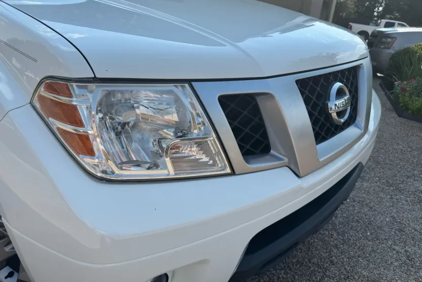 2021 Nissan Frontier Crew Cab SV photo 1