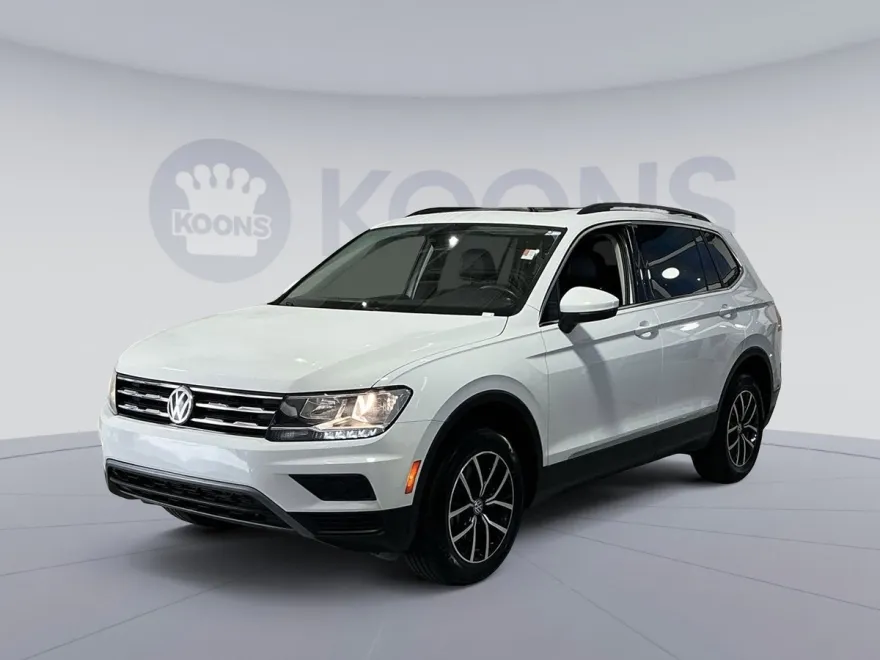 2021 Volkswagen Tiguan SE photo 1