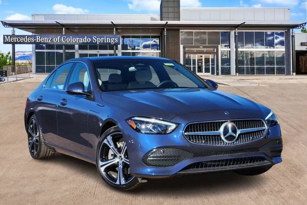 2025 Mercedes Benz C 300 4MATIC Sedan photo 1