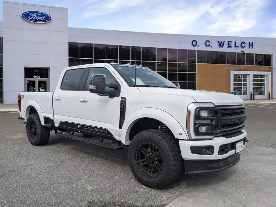 2024 Ford F-250 photo 1