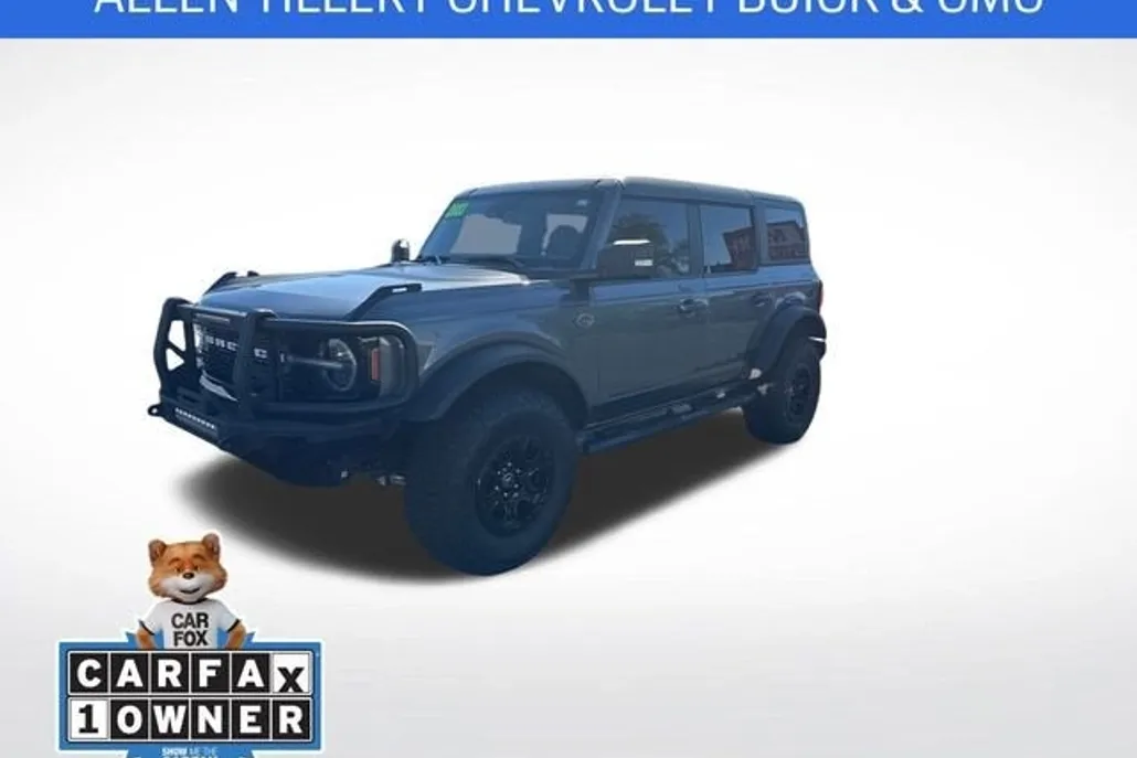2023 Ford Bronco Base photo 1