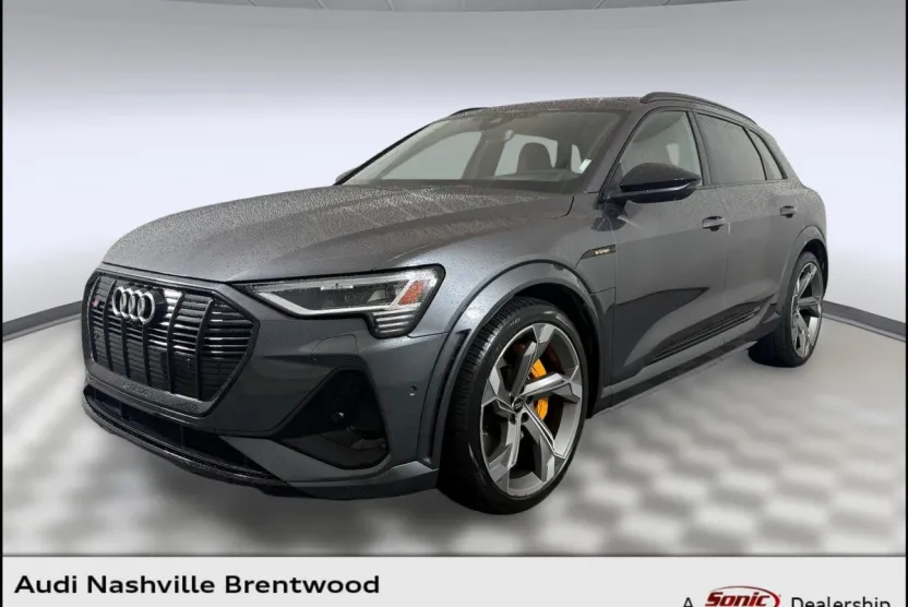 2022 Audi e-tron Prestige photo 1