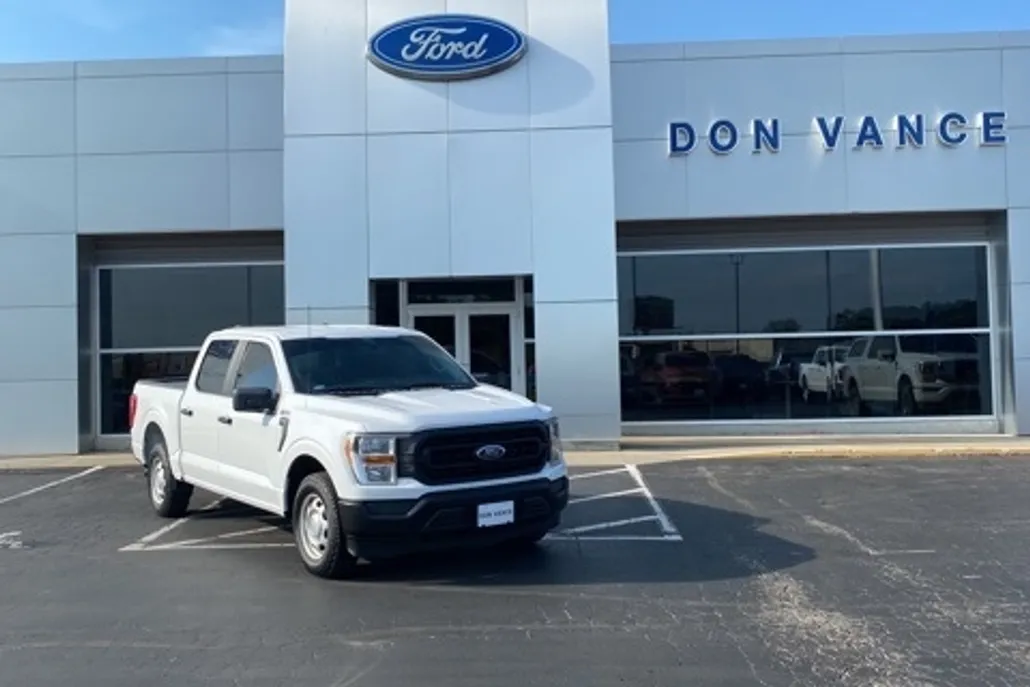 2022 Ford F-150 XL photo 1